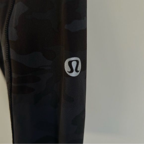 Lululemon Fast & Free Tight II *Non-Reflective Nulux Leggings Size 2 - Picture 4 of 6